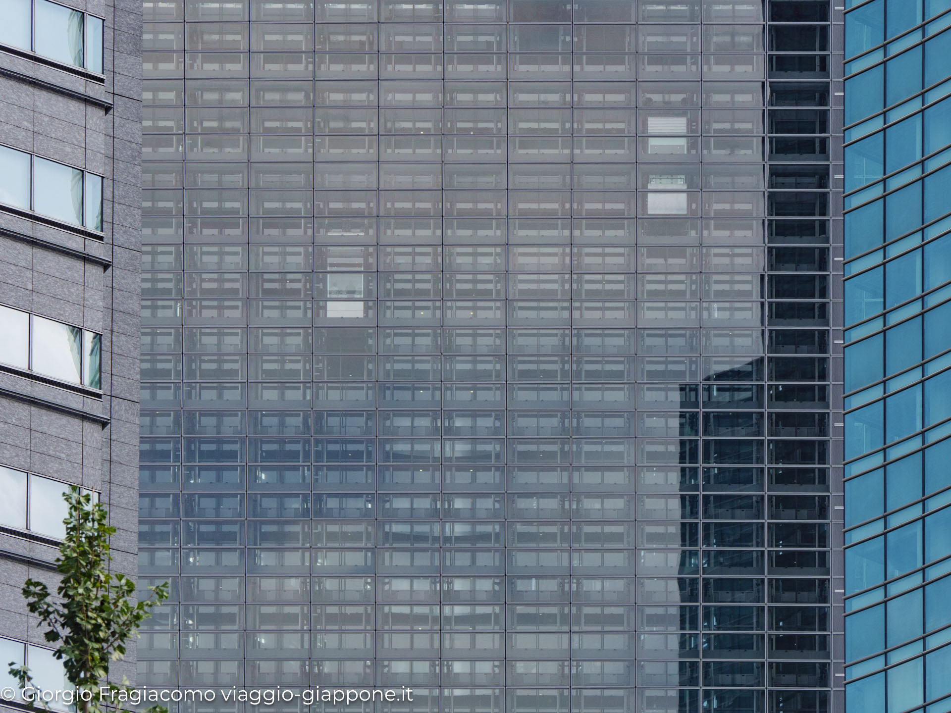 Dentsu Tower Shiodome Tokyo Jean Nouvel 1411532