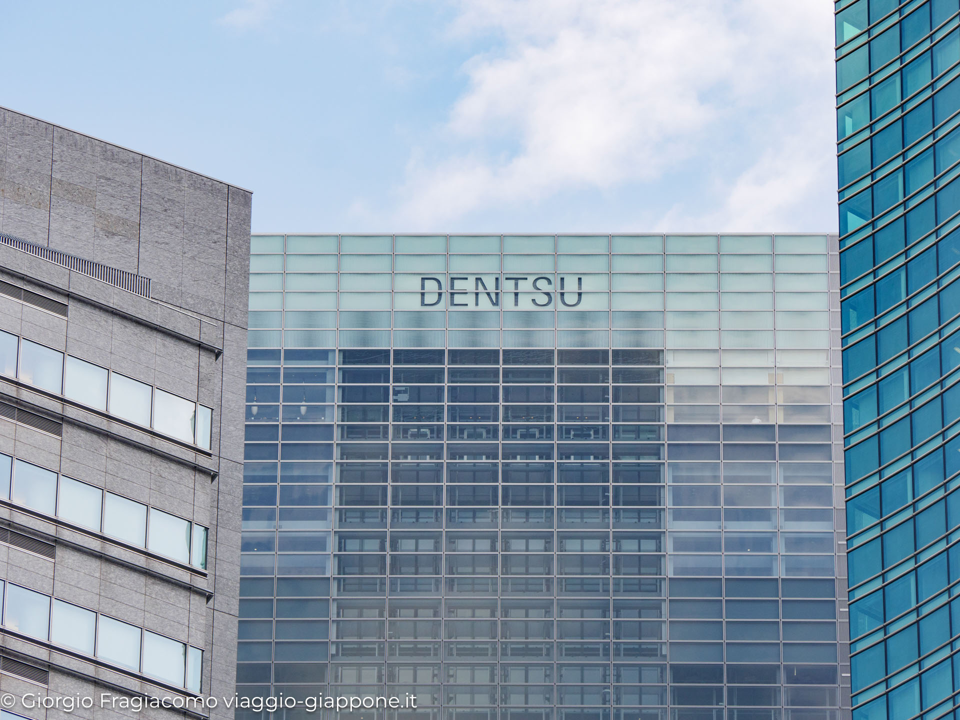 Dentsu Tower Shiodome Tokyo Jean Nouvel 1411543