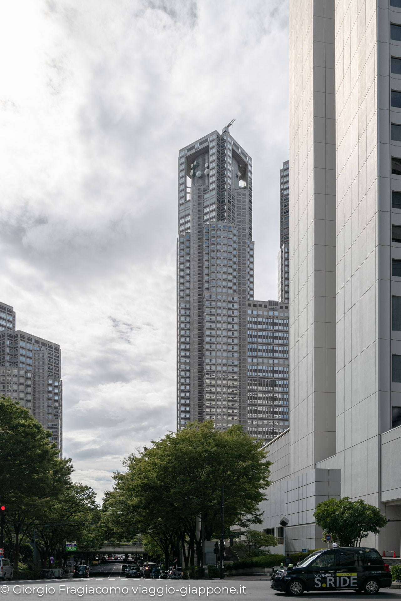 Architecture of Shinjuku Tokyo 1140169