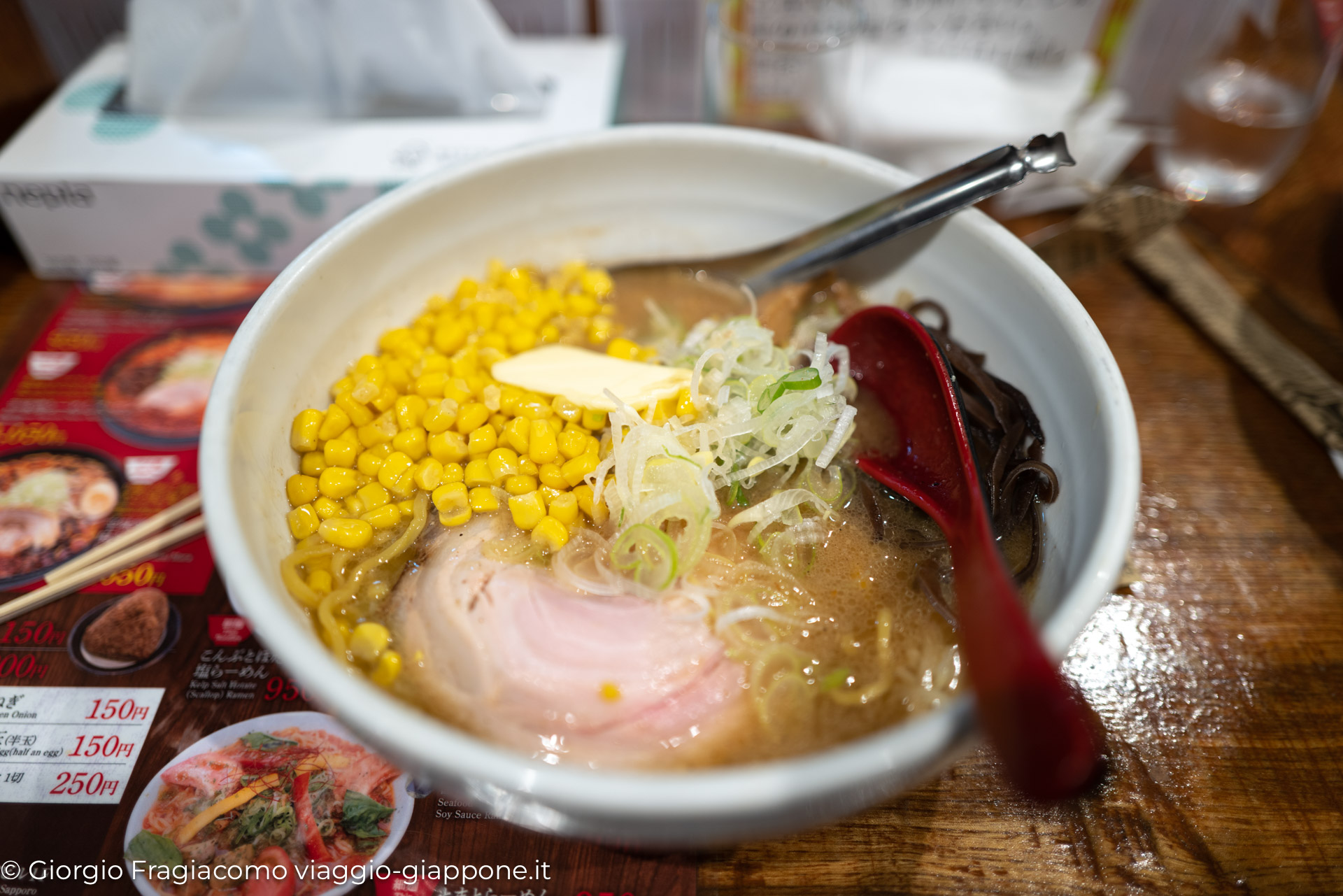 Ramen Yokocho Sapporo 1041188