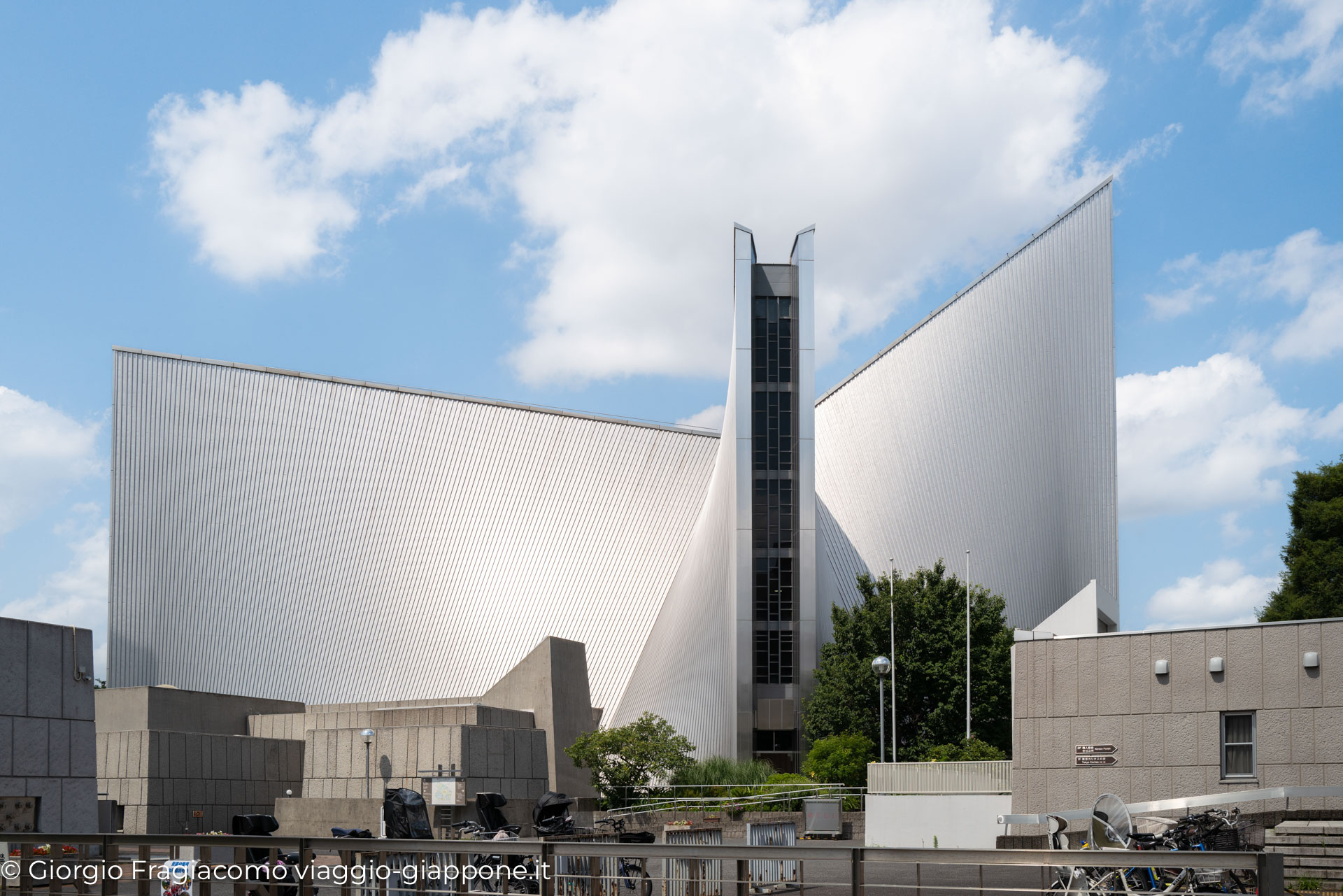 Saint Mary Cathedral by Kenzo Tange 1030528