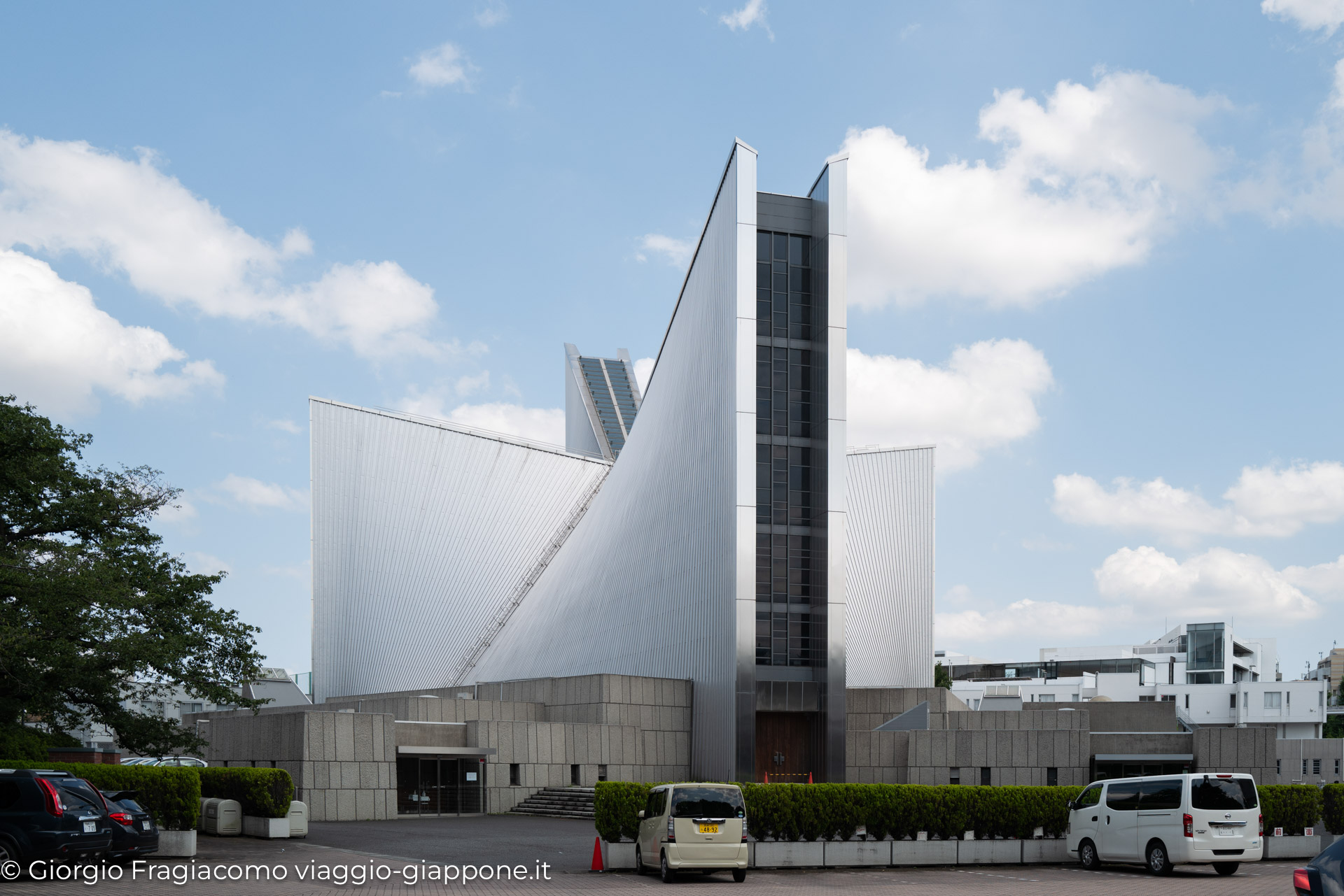 Saint Mary Cathedral by Kenzo Tange 1030545