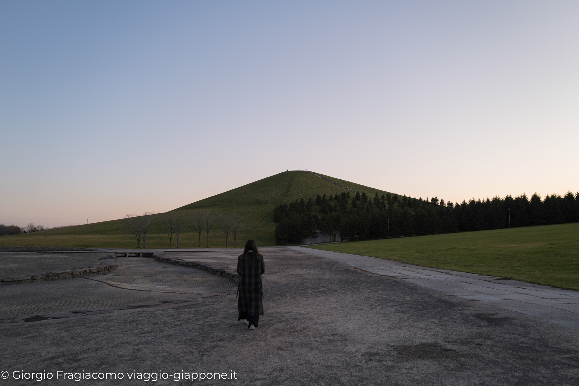 isamu noguchi park sapporo 1040555