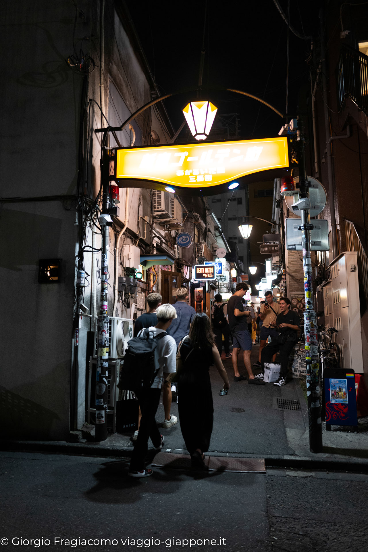 Golden Gai Kabukicho Shinjuku Tokyo 1050811