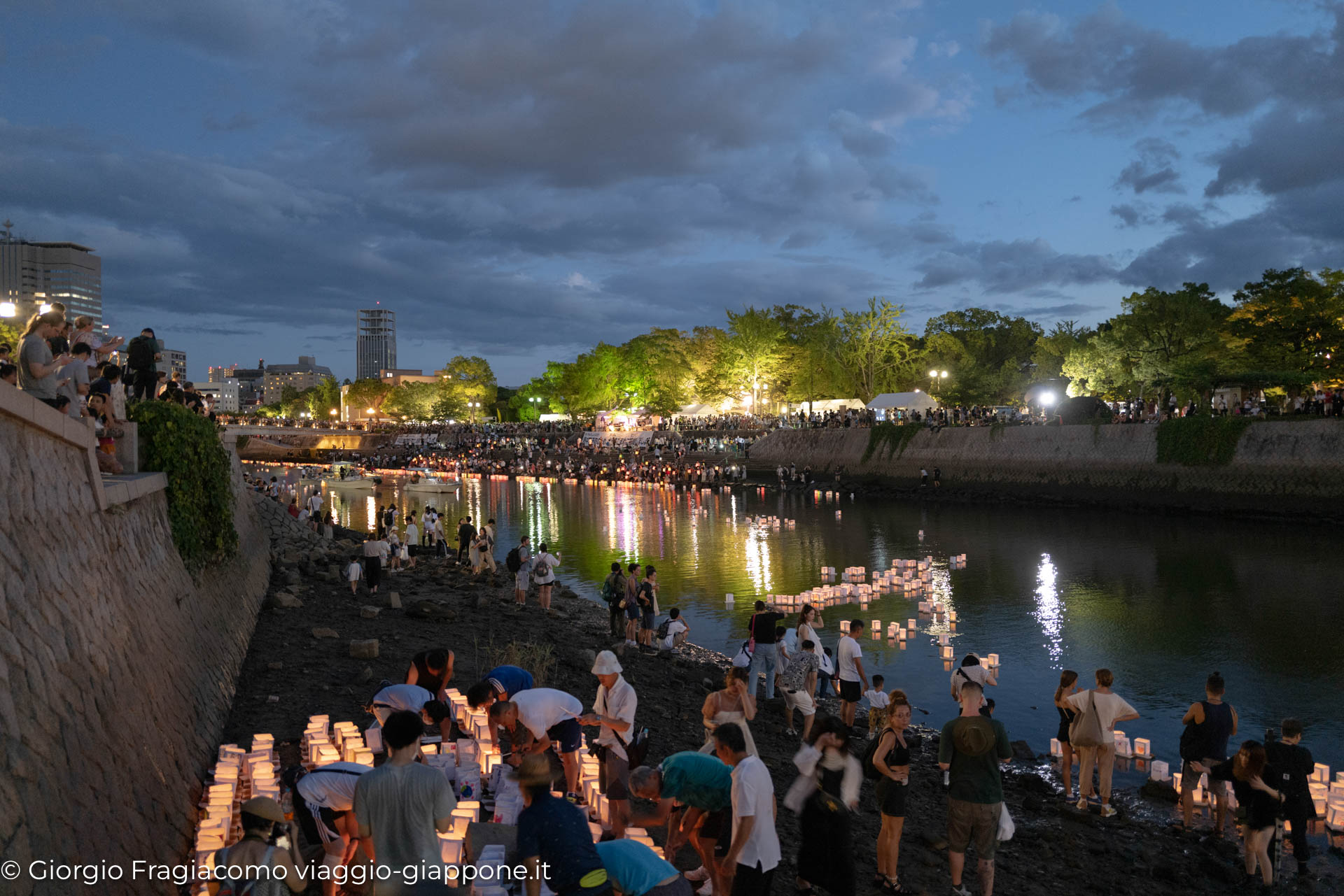 Memorial Hiroshima Con la Mamma 1080359