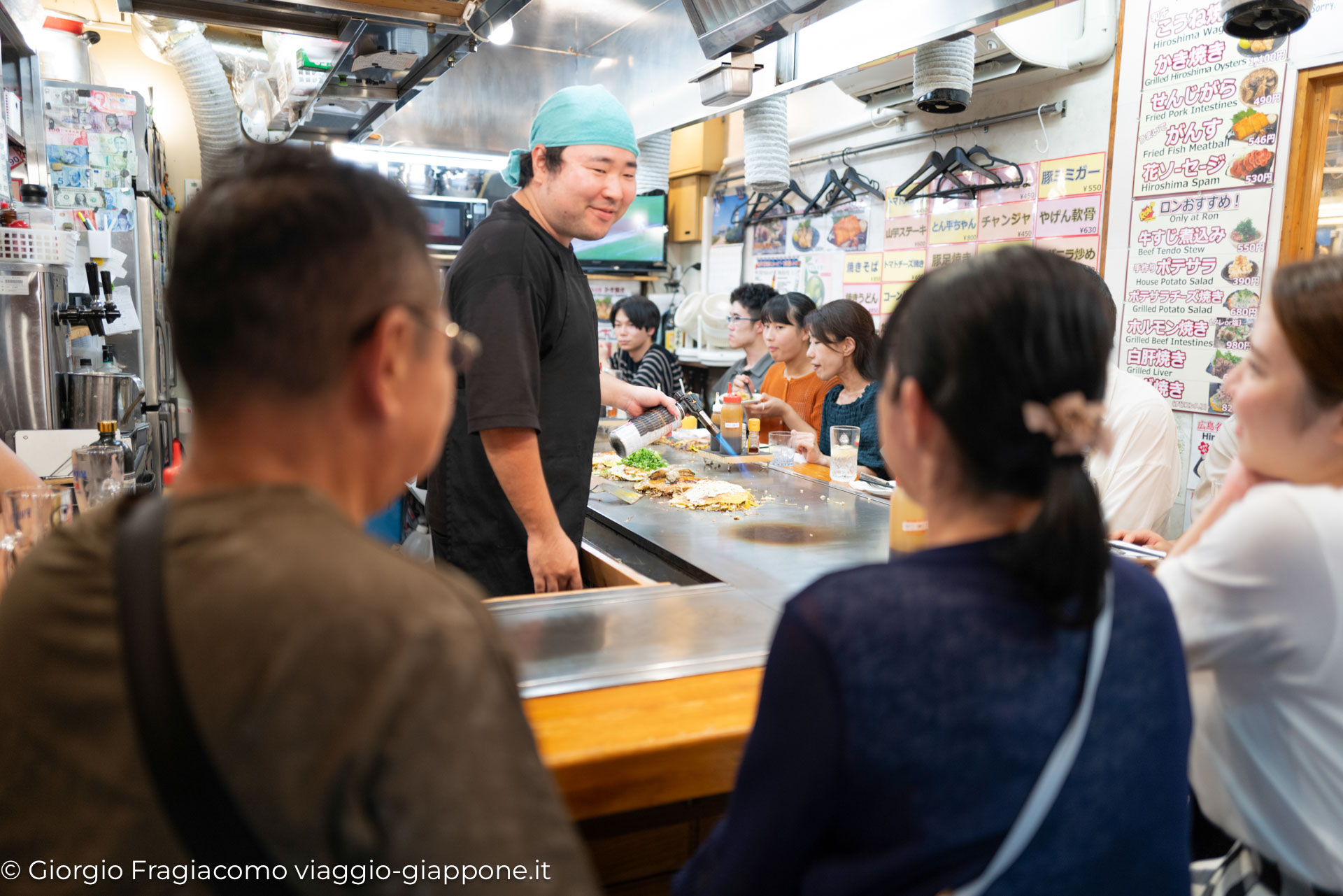 Okonomiyaki Okonomi mura Hiroshima Con la Mamma 1080083