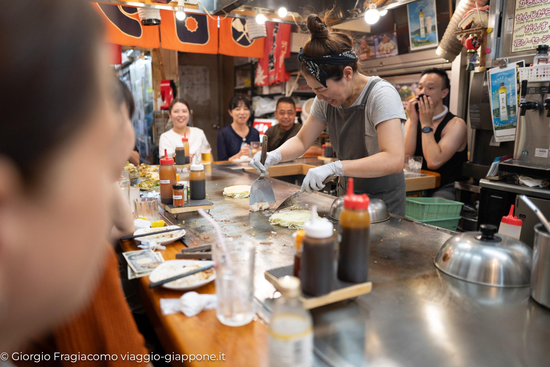 Okonomiyaki Okonomi mura Hiroshima Con la Mamma 1080101