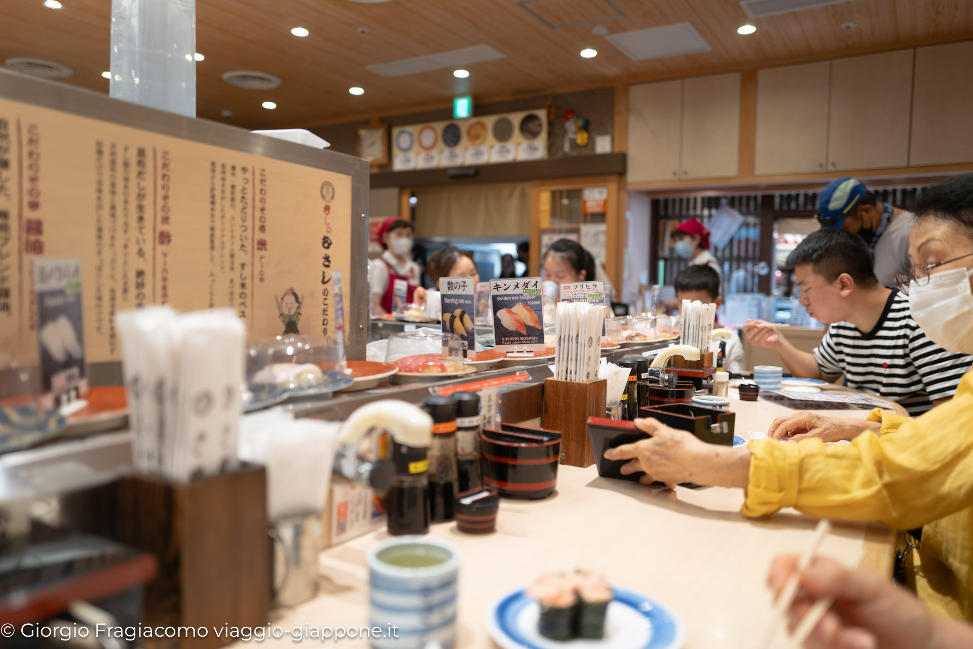 Sushi Roll in Kyoto Station con la Mamma 1060274