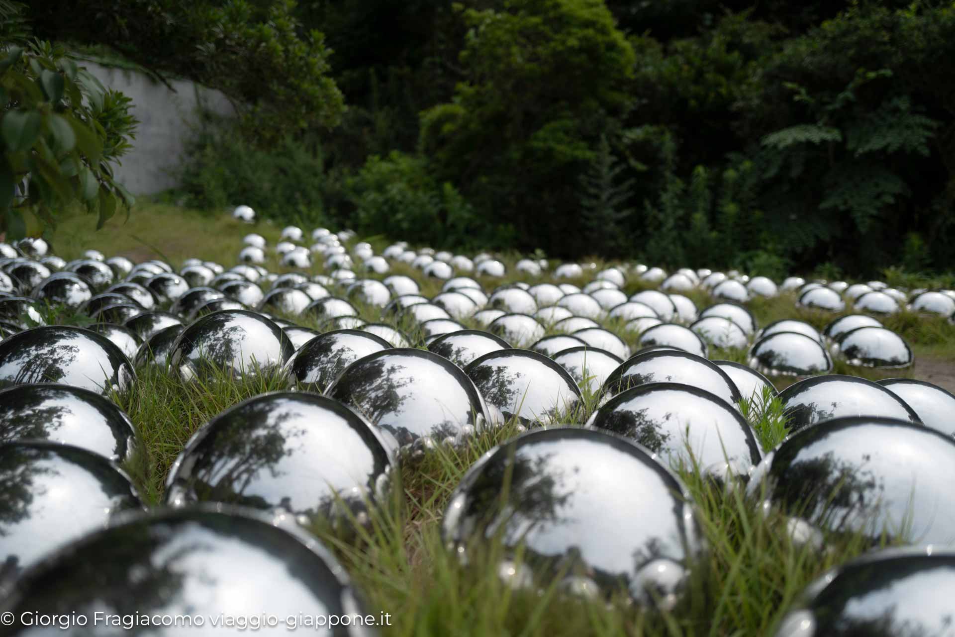 Valley Museum adn Lee Ufan Museum Naoshima Seto Naikai Con la Mamma 1080757