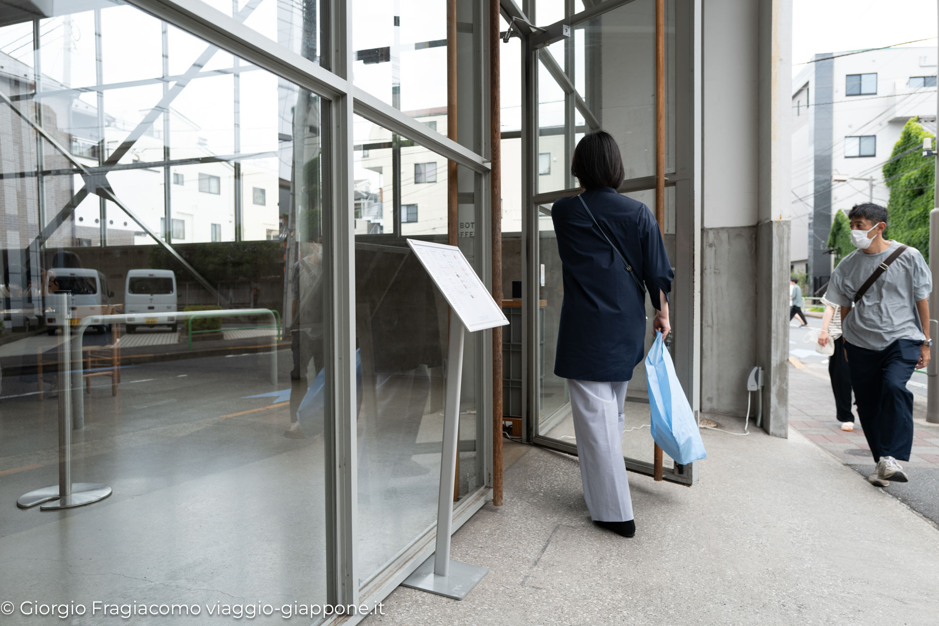 blue bottle coffee kiyosumi shirakawa 1040084