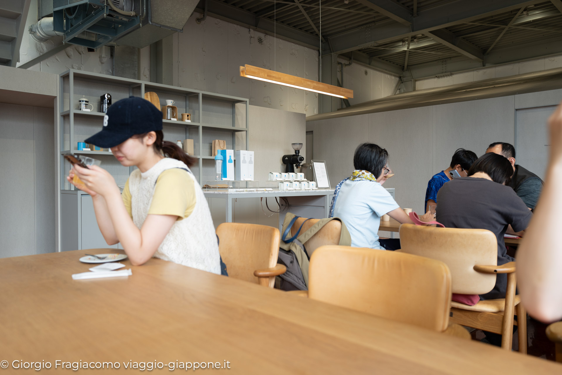 blue bottle coffee kiyosumi shirakawa 1040096