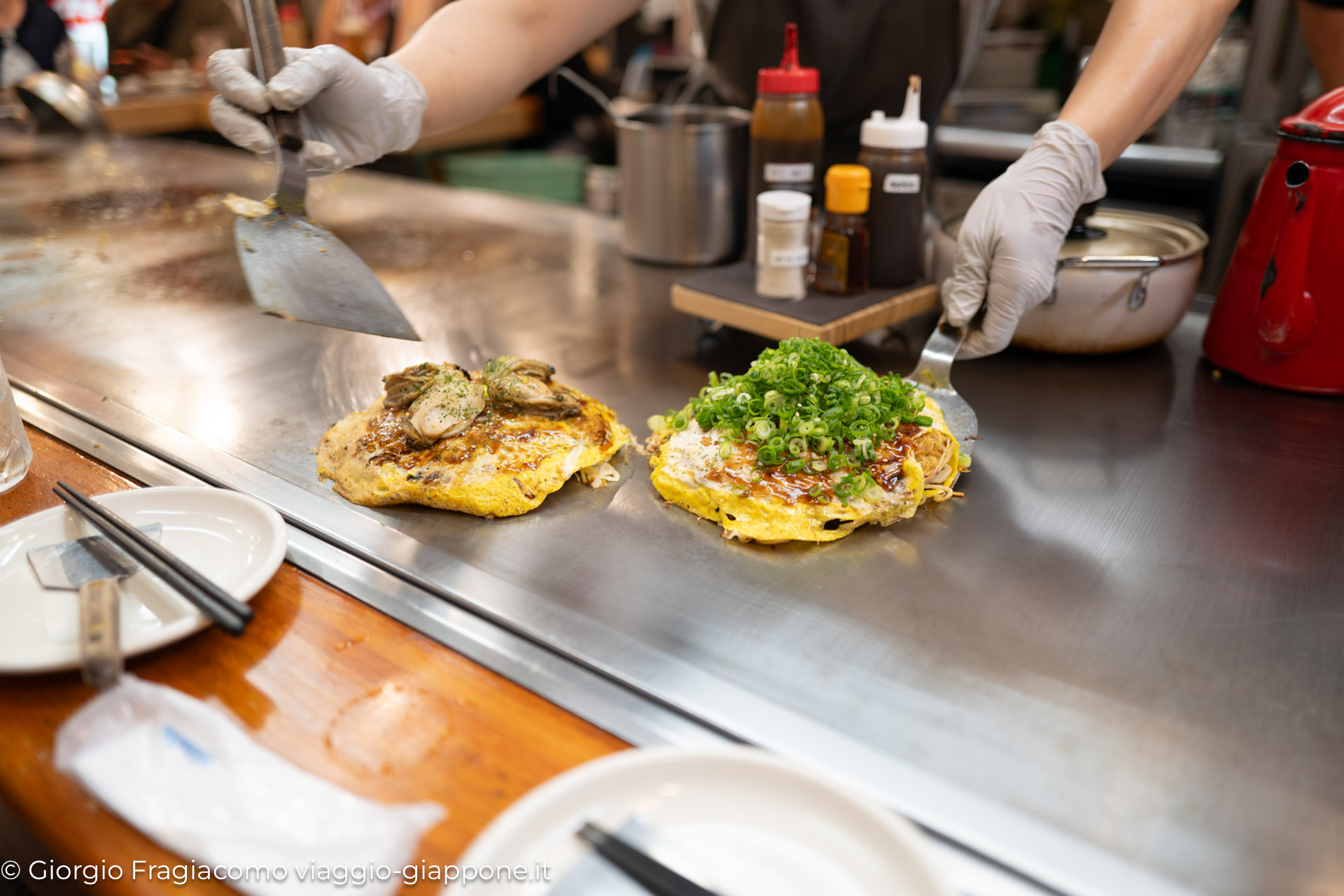 Okonomiyaki di Hiroshima e il palazzo Okonomimura